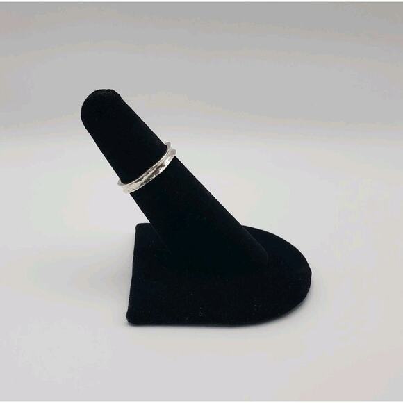 Silpada R2744 Sterling Silver Stellar Stable Hammered Concave Stack Ring Size 5 - Picture 2 of 7